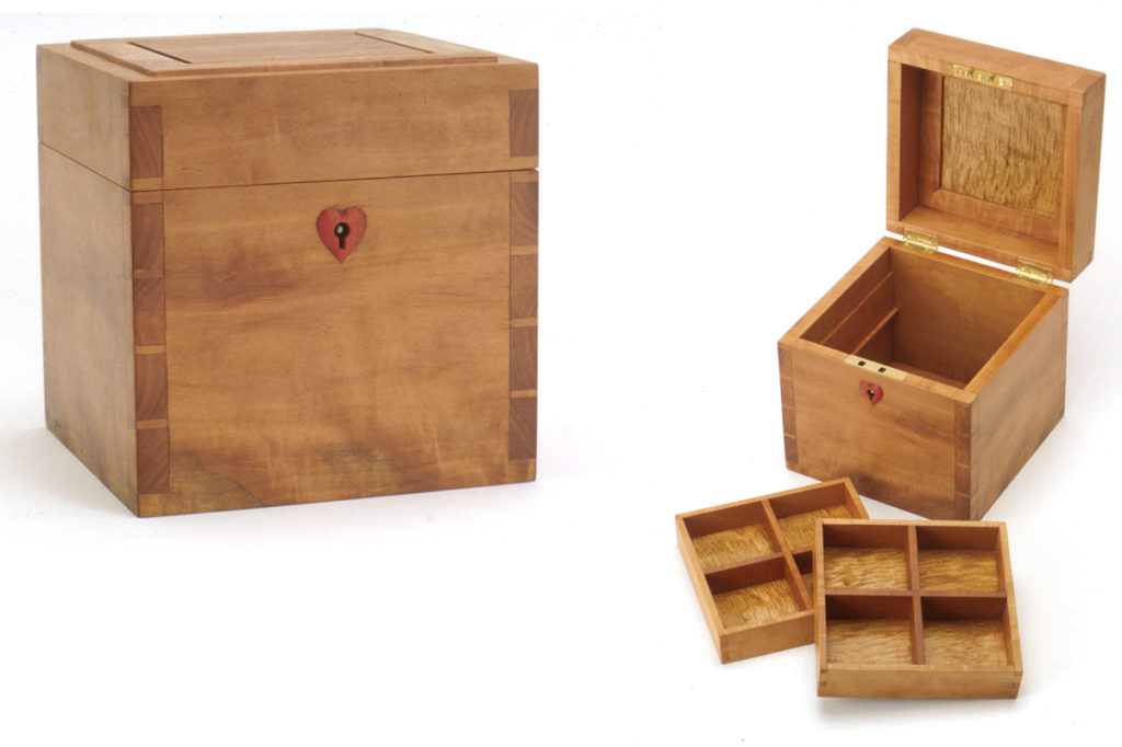 Swiss Pearwood - Jewelry - Box