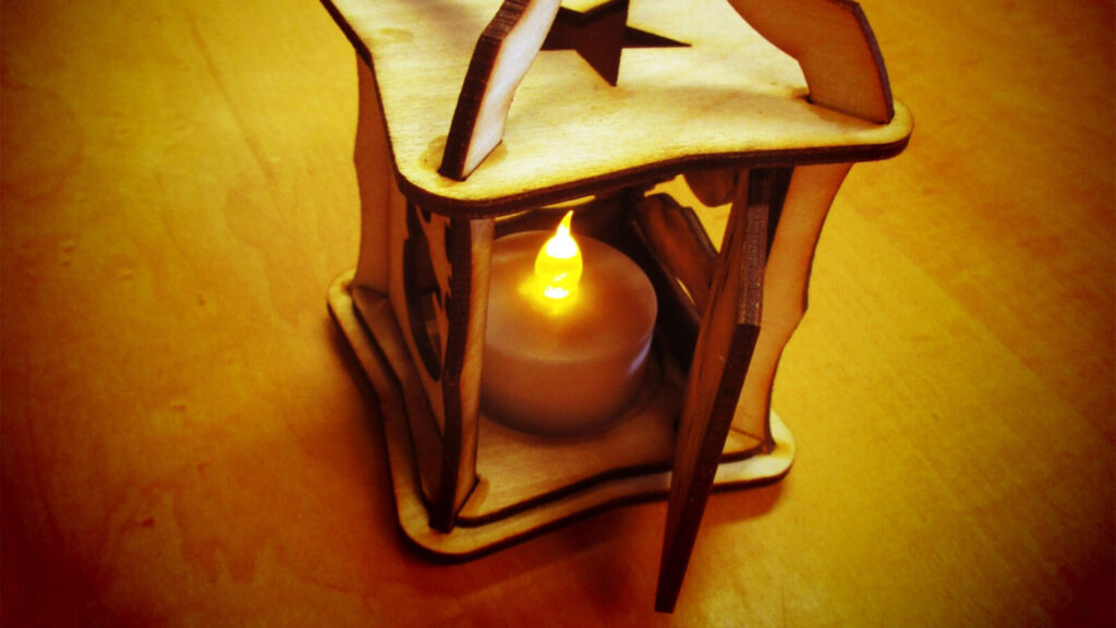 Wooden lantern ornament